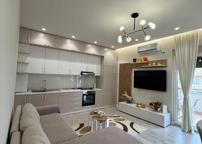 Classy Apartment Loui 2 Durres